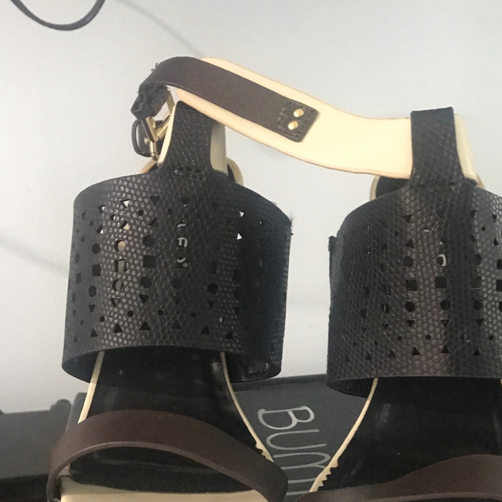 Cute summer shoe. Brand new never worn
